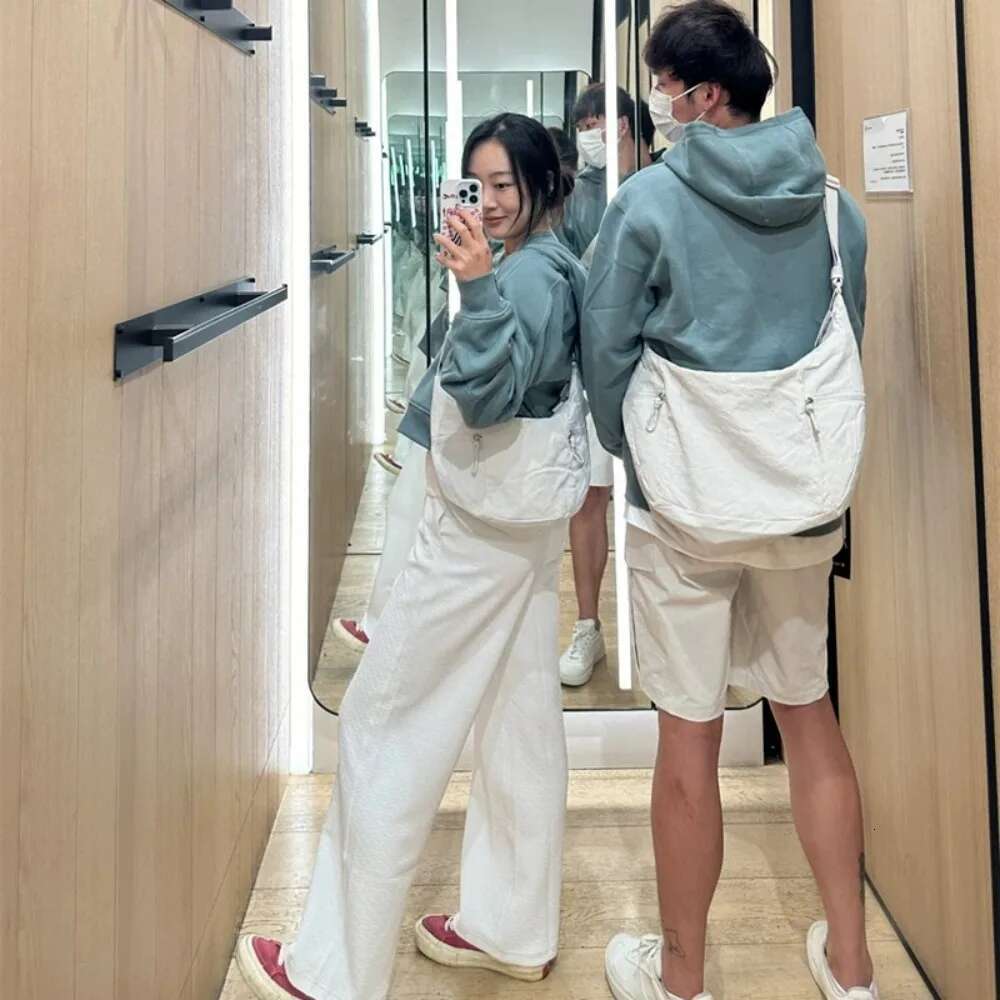 Lujia Dumpling New Bull Horn Women's Single Shoulder Handbags Fiess Sports Yoga Bags