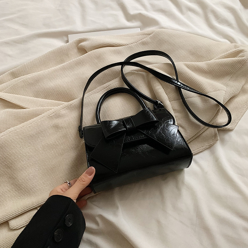 Free Delivery Designer Bag Unique Design Bow For Women 2025 New High End Texture Commuting Small Square Single Shoulder Crossbody Luxury Bag