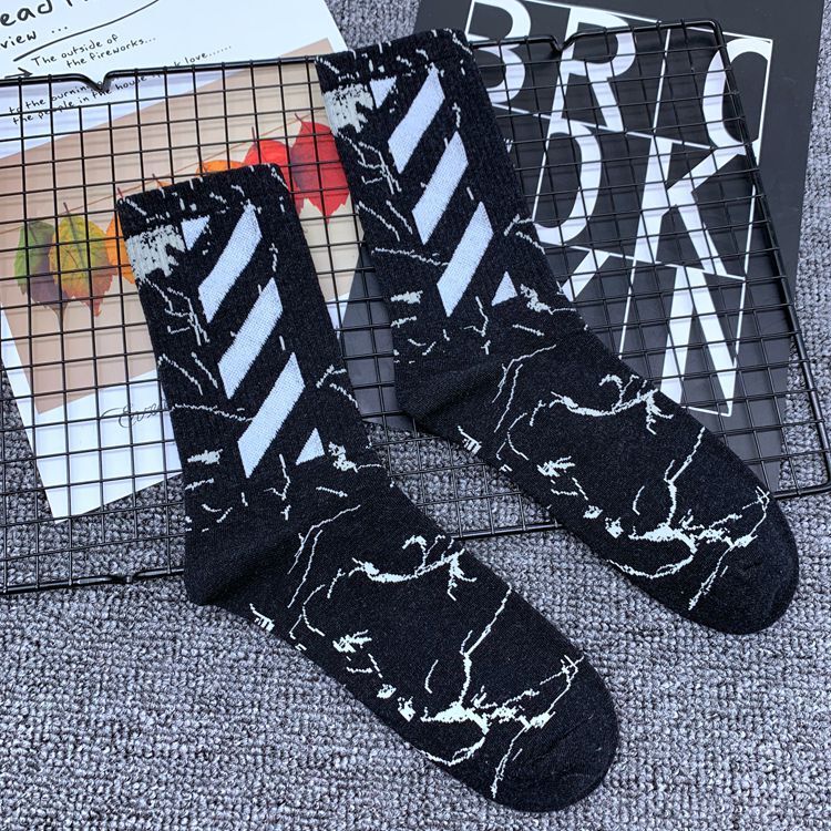 Designer Socks Street Skateboarding Hip Hop Fashion Striped Socks Men Summer Cotton Medium Length Stockings For Women Sports Socks