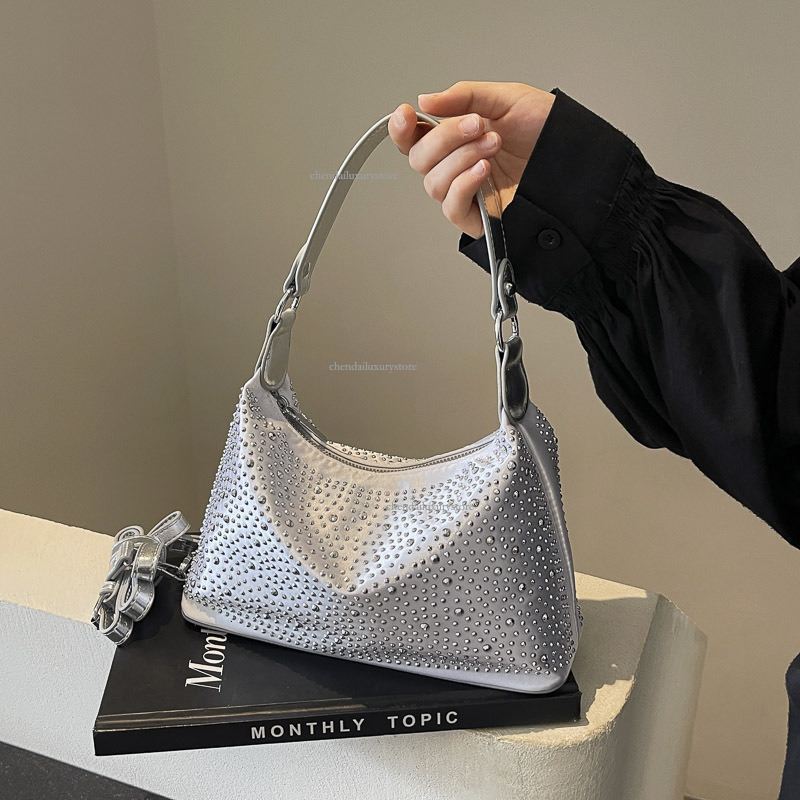 Free Freight Designer Bag Women's Shoulder Bag Internet Fashion Shiny Rhinestone Shoulder Underarm Bag New College Student Messenger Bag Mobile P