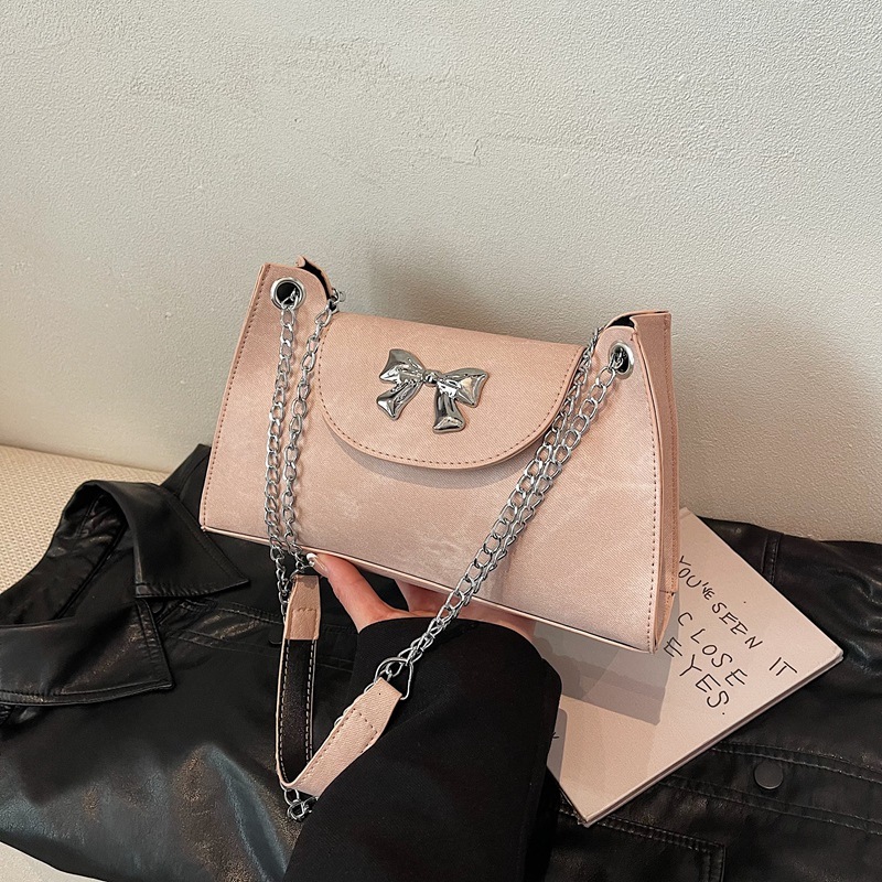 Free Delivery Designer Bag Bow Fashion Chain Shoulder 2025 Winter New Item Niche Design Versatile Ins Armpit Small Square Luxury Bag
