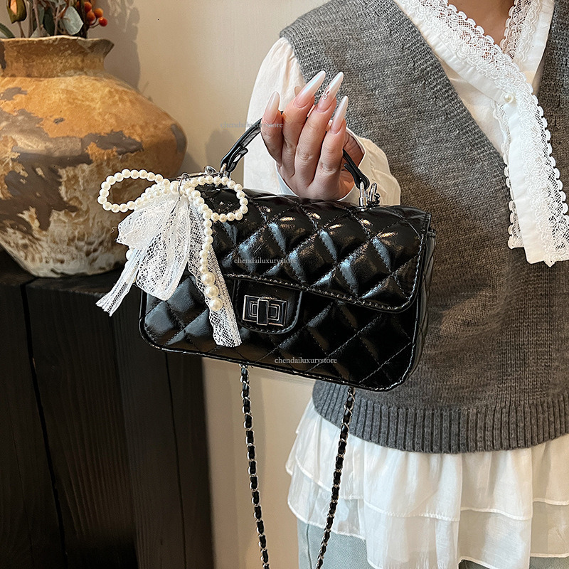 2025 Free Shipping Designer Women's Handbag French Diamond Mesh Chain Shoulder Crossbody Bag Summer New Fashion Small Square Bag Versatile Phone 