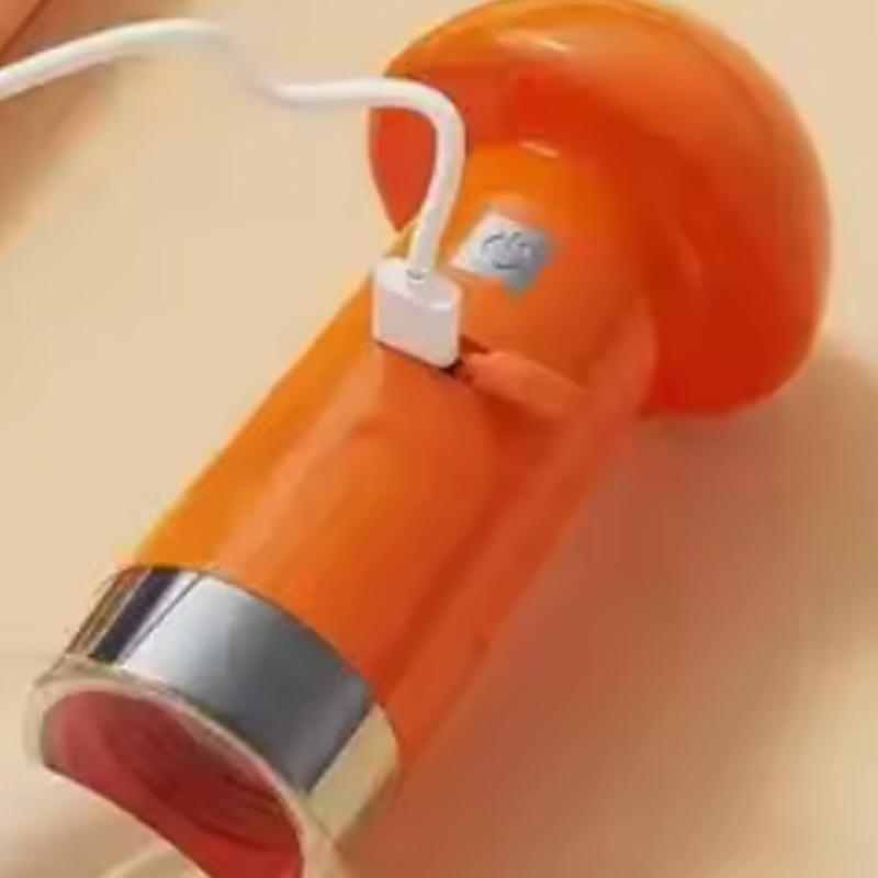 Cat-friendly Bubble Blower: Gentle Hair Detangling Tool with Built-in Humidifier