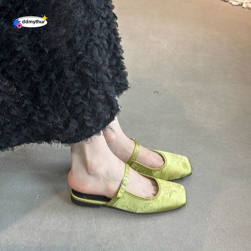 New Chinese style Baotou half slippers for women's wear, summer 2025 new silk flat bottomed dress with temperament single shoes ddmythur