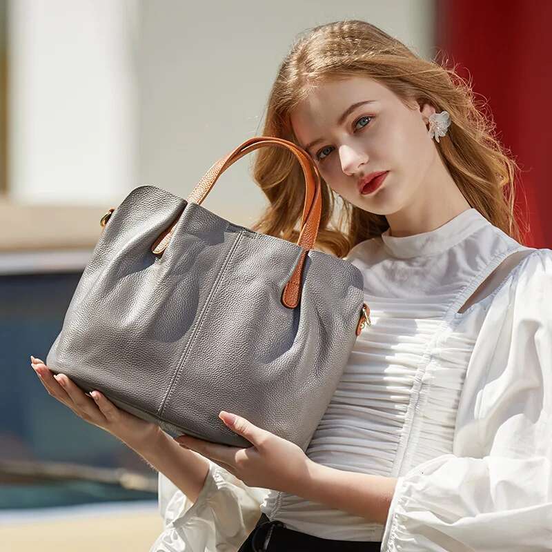 Women's Genuine Leather Large Capacity Brand Shoulder Top Layer Cowhide Fashionable Tote Bag Luxurious Women Handbag