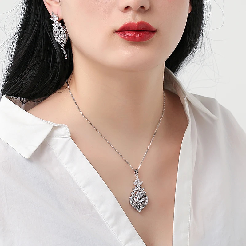 Big Clear Zircon Long Dangle Earrings Exquisite Shiny CZ Bridal Earring for Women Wedding Jewelry 250513