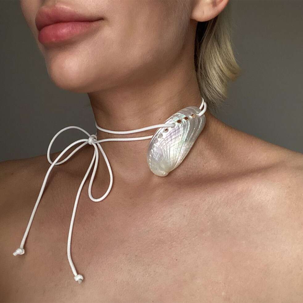Exaggerated natural shell patchwork collarbone chain ocean style on holiday necklace