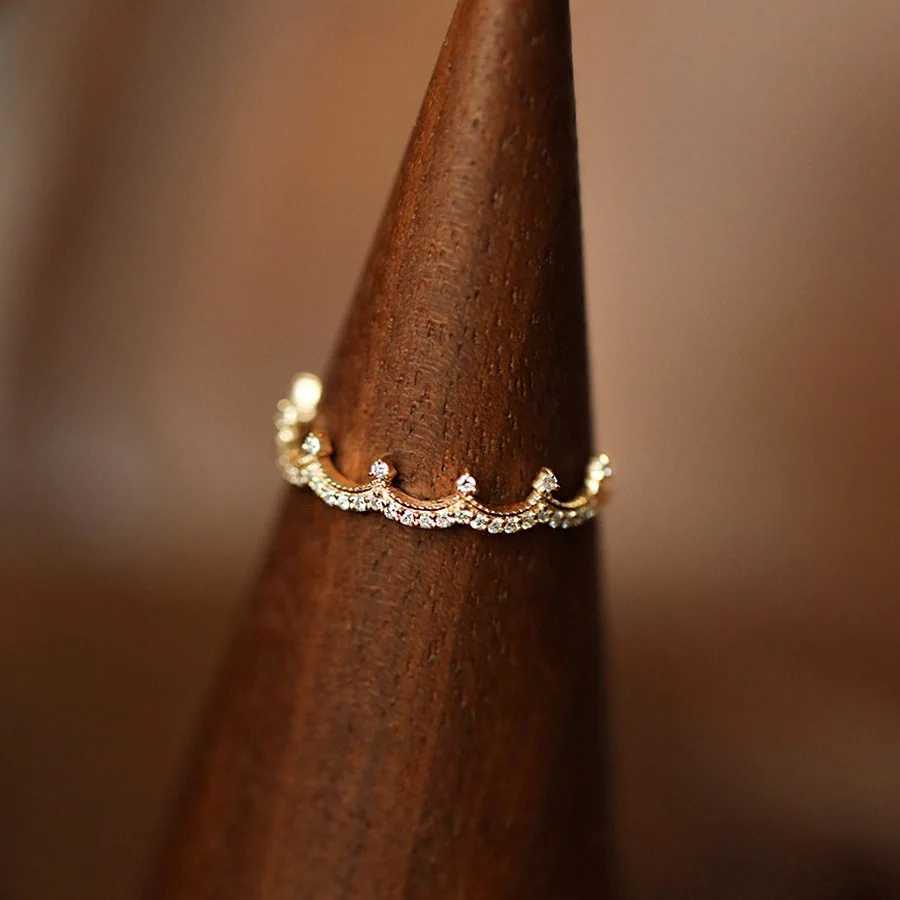 925 Sterling Silver Plated 18K Gold Zircon Crown Ring for Women Light Luxury Exquisite Wedding JewelryXJ250514