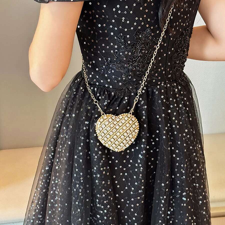 Dia Banquet Full for Women Fashion Heart shaped Mini Shoulder Bag Designer Accessory Mouth Red Envelope