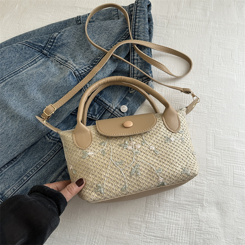 High Quality New Style Free Delivery Designer Bag Woven Fashion Korean Version Soft Handbag 2024 Spring Multifunctional Women's Slanted Western S