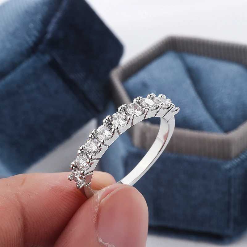 New Arrival Fashion Luxury S925 Silver Plated Zircon Eternity Band Wedding Ring for Women Party Christmas Gift JewelryXJ250514
