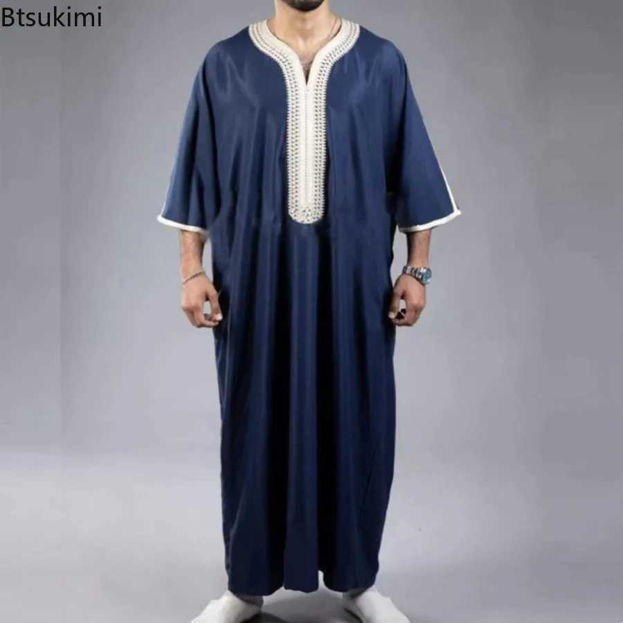 New 2025 Muslim Fashion Abayas for Men Patchwork Embroidery Long Robe Saudi Arab Kaftan Male Jubba Thobe Islamic Moroccan Abaya X250514