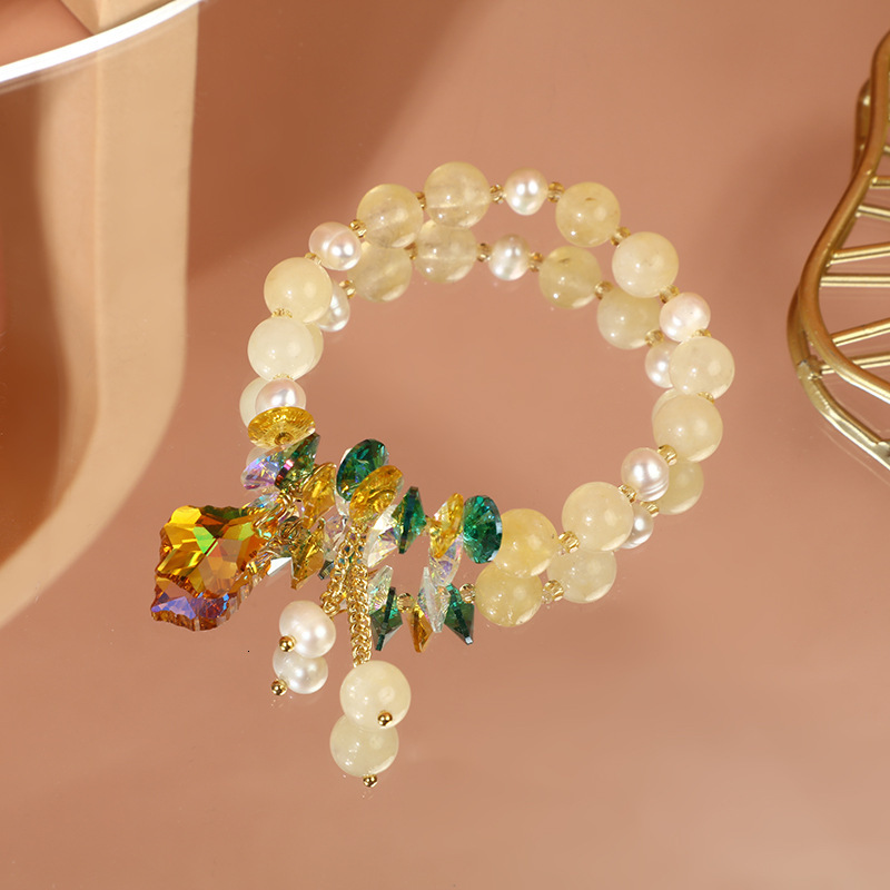Japanese Korean pearls, fashionable simple women's countryside style, slightly luxurious bracelets, creative and elegant temperament accessories