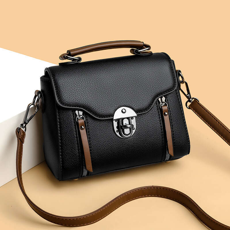 Direct supply crossbody women's trend retro hand-held shoulder versatile fashionable small square bag 2025 new style temperament chic elegant clo