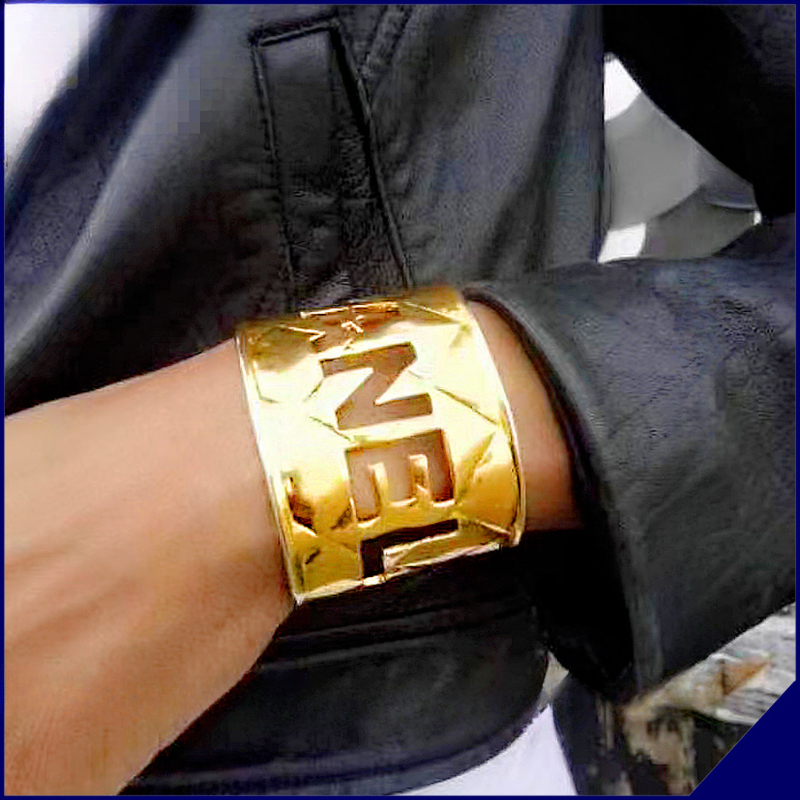 Special rhombus hollow open bangle bracelet wide 18k gold silver vintage exaggerated letters luxury designer bangles bracelets for women wedding jewelry