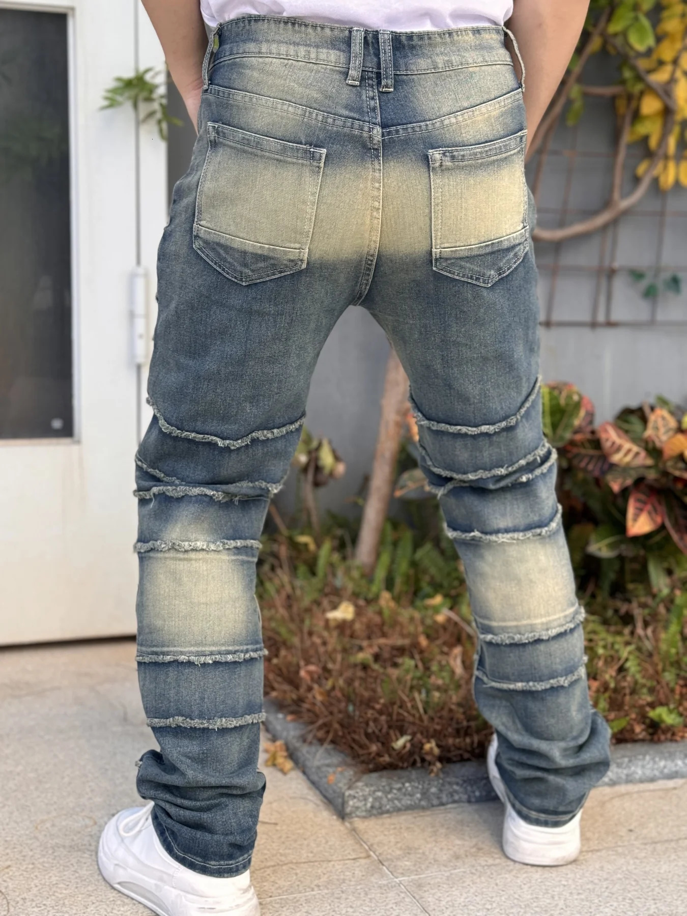 Retro Fashion Trendsetter Masterfully Distressed Mens Jeans With Unique Patchwork Decoration Leading Trendsetters 250514