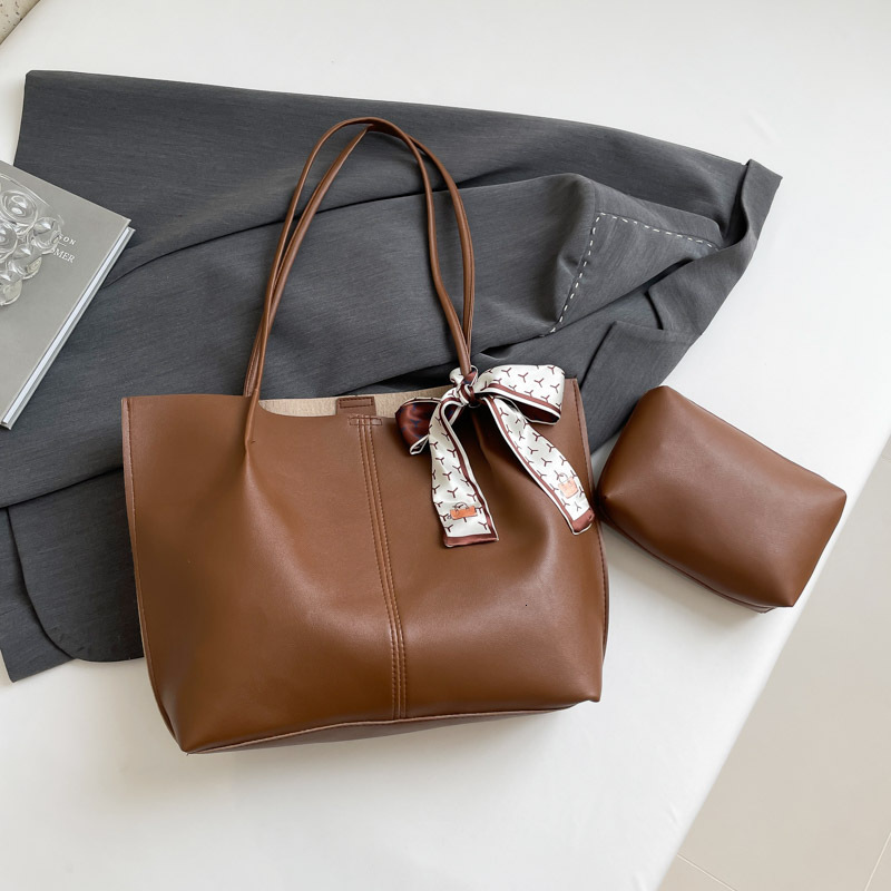 Winter Big 2025 New Commuter Leisure Crossbody Shopping Large Capacity Beautiful New Free Delivery Designer Luxury Bag Bag Tote Women's Bag