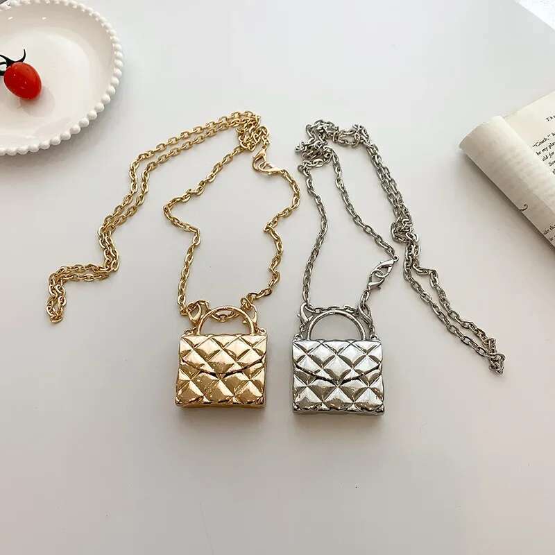 Metal Shoulder Fashion Bags for Women High Quality Crossbody Designer Clothing Accessories Satchel Cute Mini Dia Bag