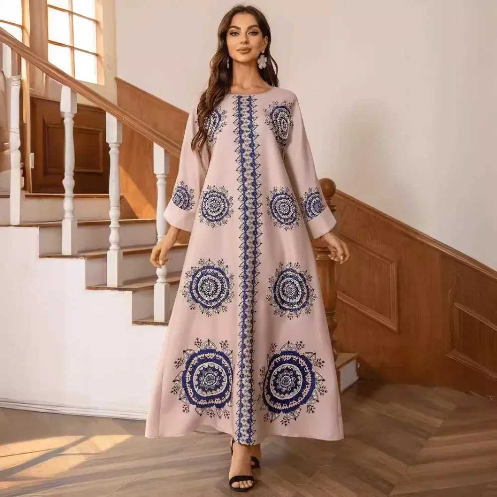 Eid Muslim Party Dress for Women Ramadan Abaya Long Dress Beading Print Morocco Kaftan Vestidos Largos Dubai Robe Jalabiya 2025 X250514