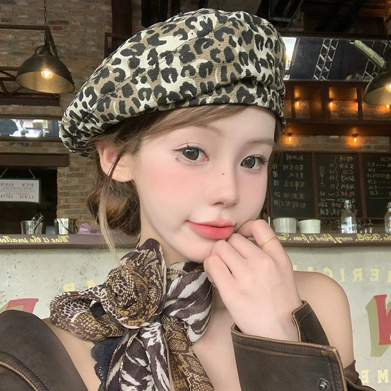 Women Leopard Berets Autumn Winter Vintage Octagonal Cap Retro Elegant Ladies Painter Hat Korean Girl Cloud Berets Duckbill Hats 250514