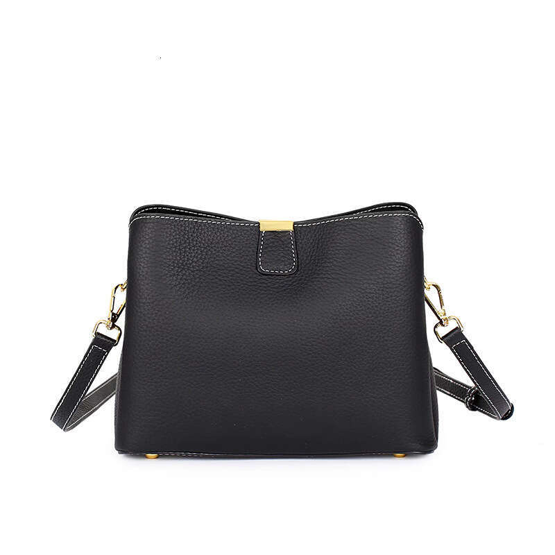 New top layer cowhide fashionable women's niche design, high-end sense, shoulder bag, handbag, new casual fashion trend