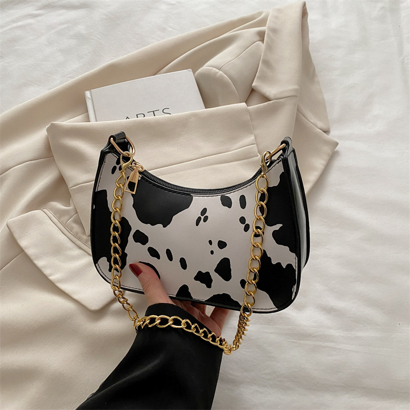 Fashion Feminine Temperament Highend Feeling New Westernstyle Chain Armpit Shoulder Crossbody New Luxury Bag Free Delivery Designer Bag Bag Fashionabl