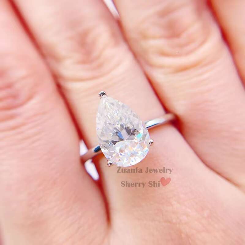 Plain Band VVS GRA Certificated 4CT Pear Cut Sterling Silver White Gold Moissanite Ring