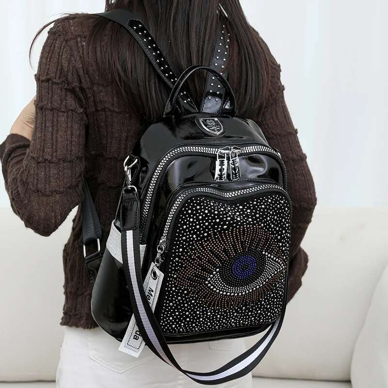Designer Bag 2025 Designer Women Brand High Quality Leather Rhinestone Large Capacity Girls School Bag Fashion Travel Backpack Luxury Bag