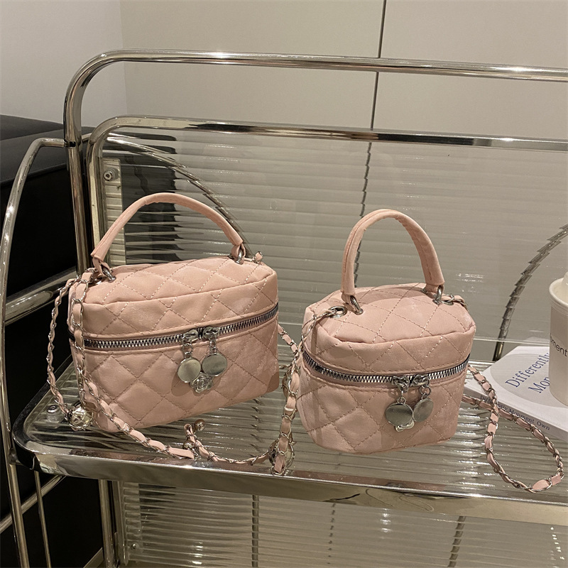 Free Delivery Designer Bag Xiaoxiangfeng Ladies' 2025 New Diamond Grid Mini Hand High End And Versatile Chain Shoulder Crossbody Luxury Bag