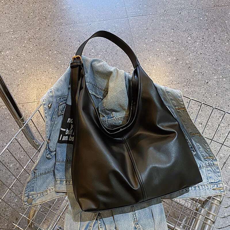 Vintage Large Capacity Shoulder For Women With Soft Solid Crossbody Retro Tote Bag For Commute