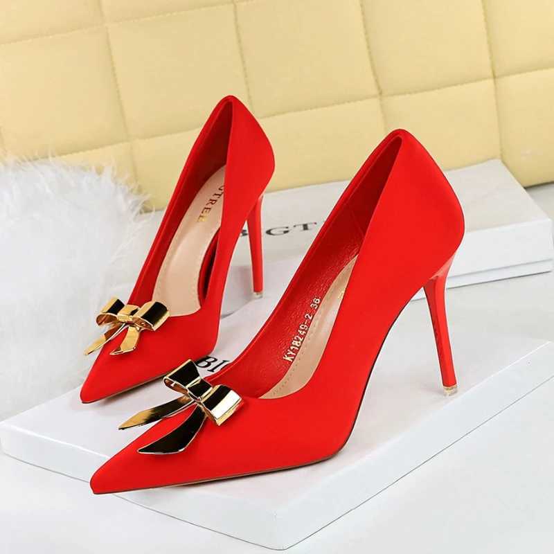 Fashionable Pointed High Heels Metal Bow Thin Heels Single Shoes For Women Satin Light Mouth Womens Shoes Elegant And Simple W250514
