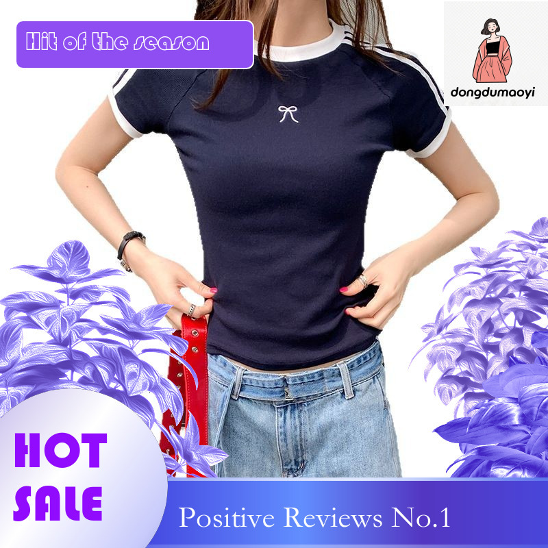 dongdumaoyi Shoulder contrasting color t-shirt for women, summer American spicy girl style slim fit short sleeved design, niche three bar slimming top