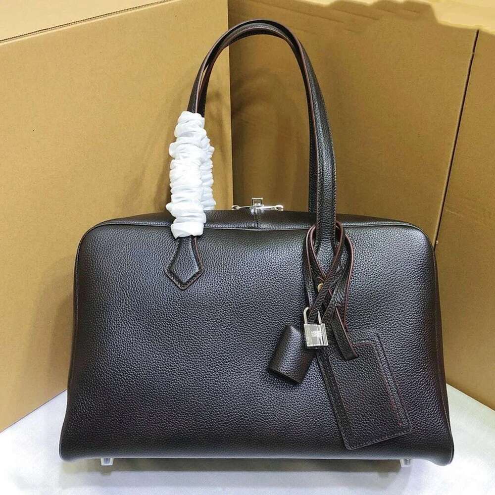 Retro Style Handbag Top Layer Leather Commuter Bag Advanced Feeling High-Capacity Autumn And Winter New Pattern Fubao Saddle