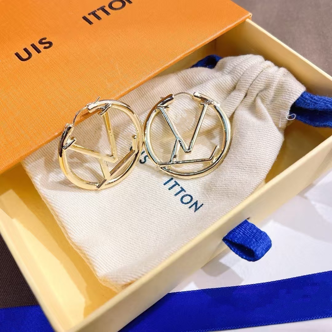 2025 Luxury Brand Women Earrings Designer Earrings Letter Ear Stud Gold Silver Plated Geometric Earring for Wedding Party Jewerlry Accessories