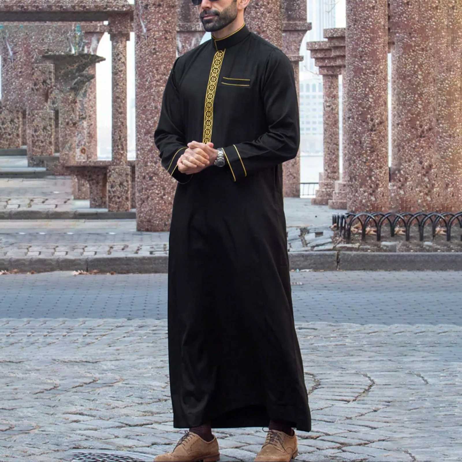 2025 Muslim Men Robe Embroidered Loose Long Skirt Ramadan Prayer Kaftan Pakistan Attire Thobe Gentleman Traditional Dress X250514