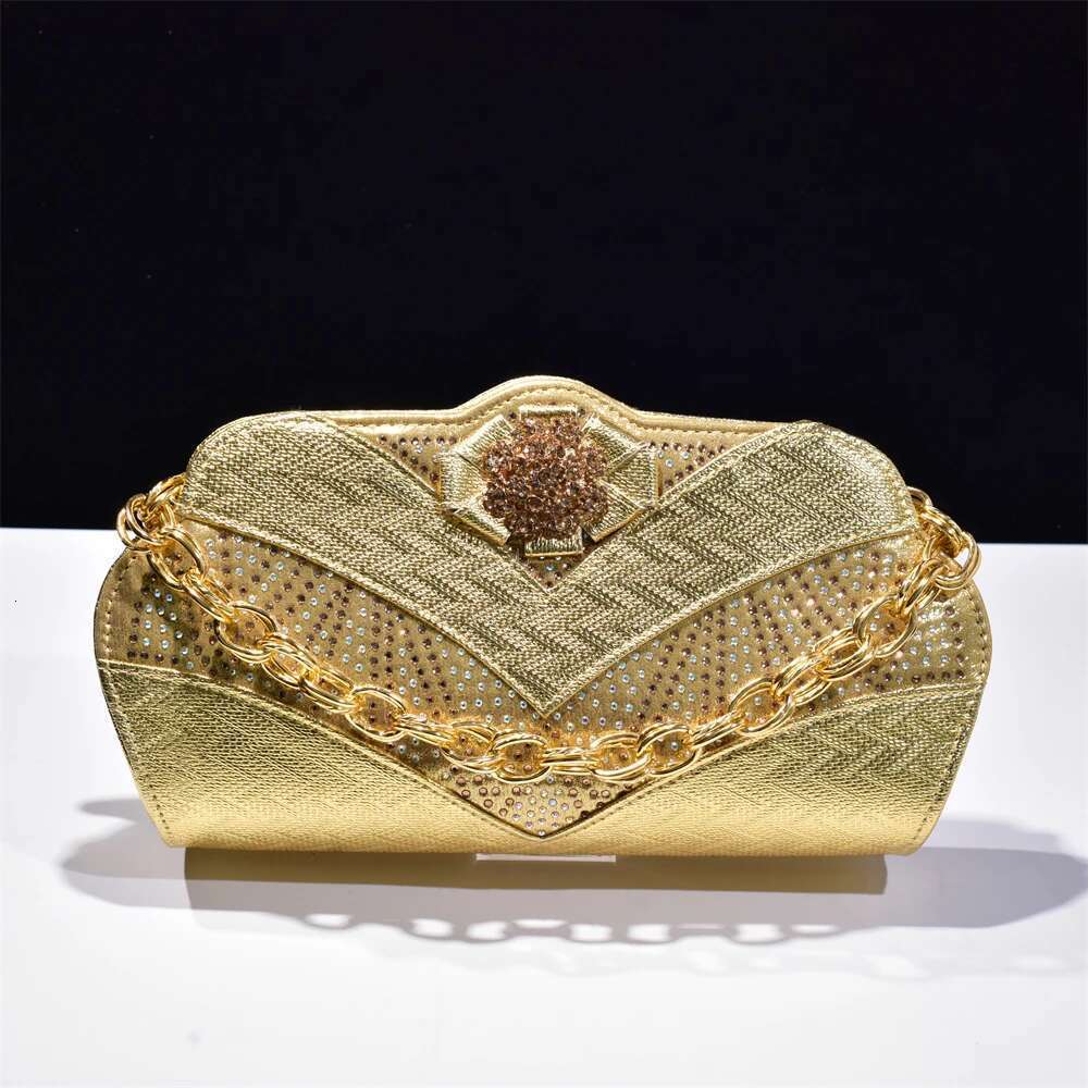 Arrival Evening New Bag Shoulder Chain Party Rhinestones Fashion Elegant Wedding Women's Handbag Crystal Small Wallet