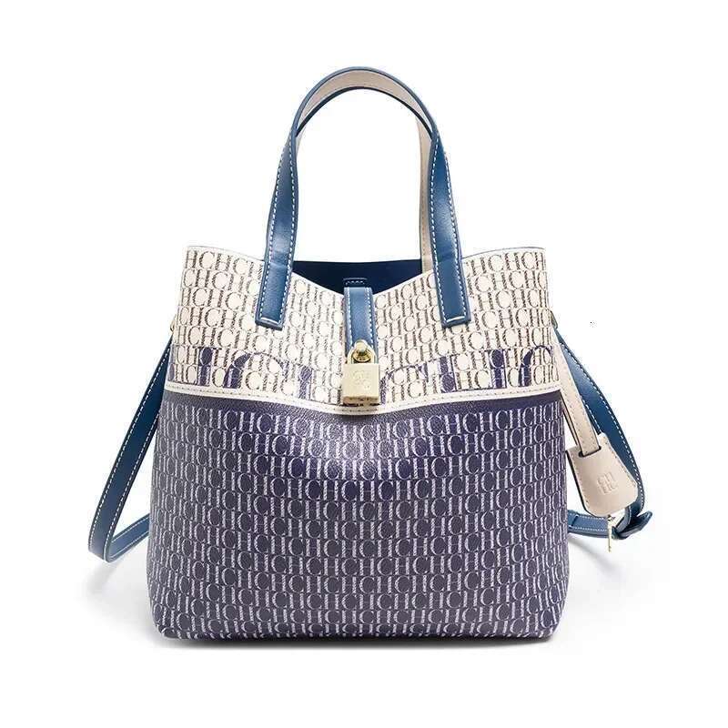 2025Exquisite Flower Leather Fashion Design Handbag Printed Women's Shoulder Large Capacity Bag