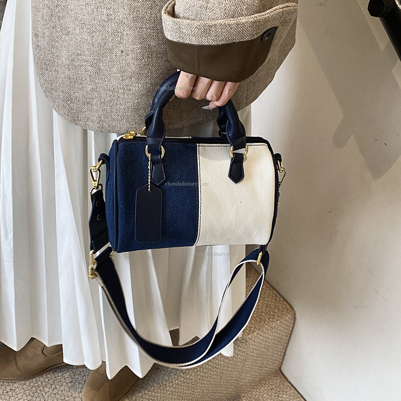 Free Shipping Designer Bag Women's Boston Comparison Splicing Cowboy Handbag New Fashion Pillow Single Shoulder Crossbody Bag College Student Bac