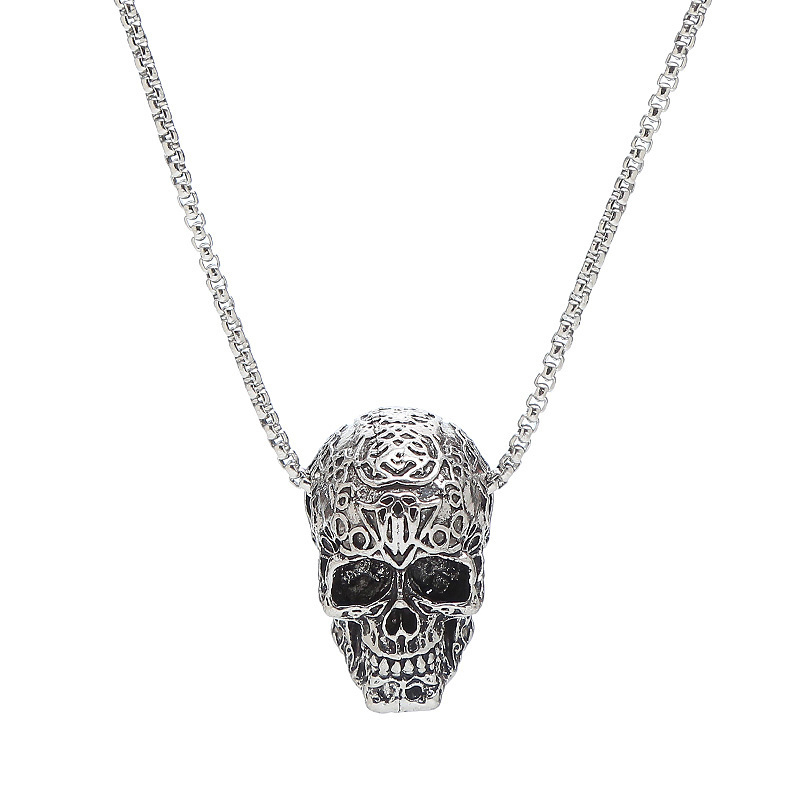 Light luxury trend hip-hop style unisex personality cool skull necklace collarbone chain