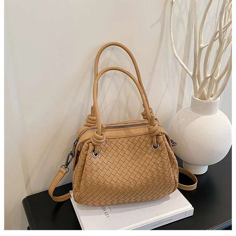 2025 Woven Single-Shoulder Simple And Versatile, Hand-Held Crossbody Bag, Large-Capacity, High-Quality Women's Bag