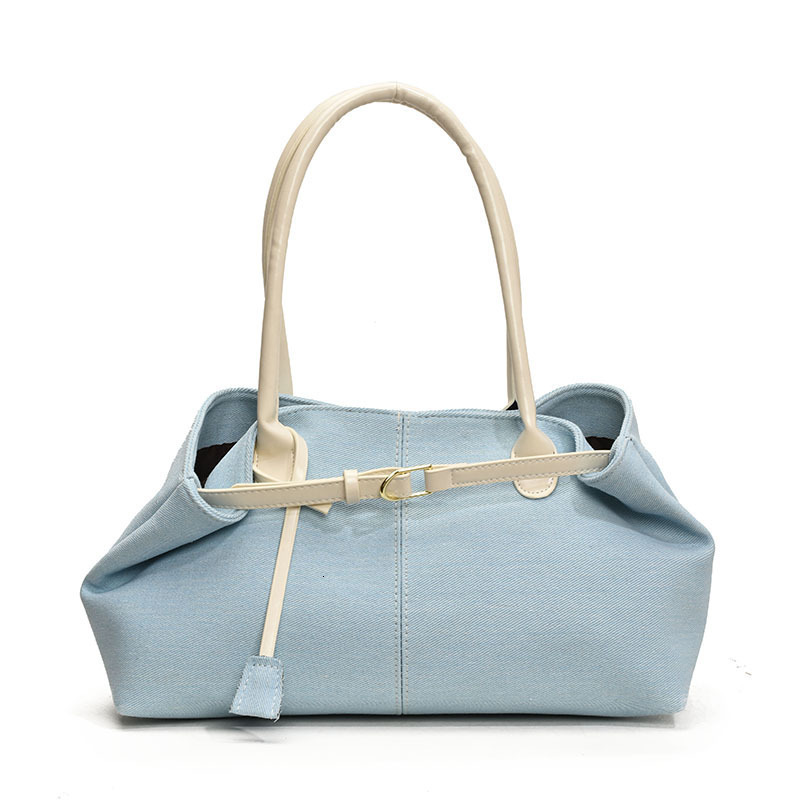 Designer Handbag Spring Fashion Casual Denim Underarm New Large Capacity Versatile Commuter Single Shoulder Handheld Women S Bag Mini Storage Bag Free