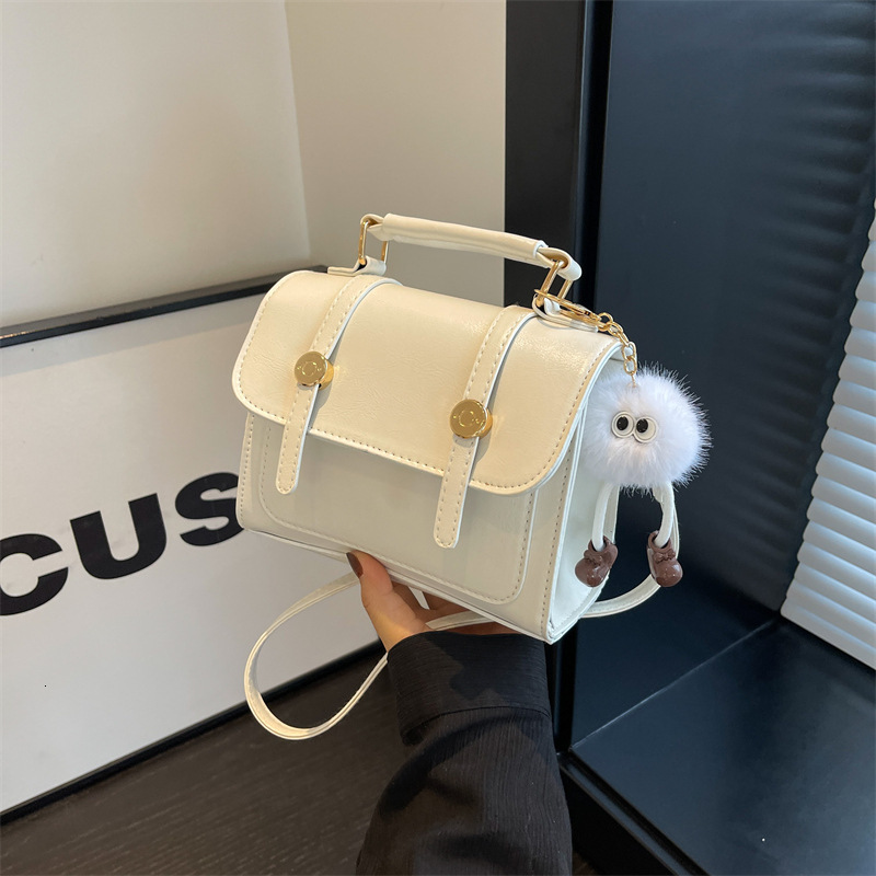Free Delivery Designer Bag Temperament Commuting Fashion Hand 2025 Winter Versatile Instagram Solid Color Texture Crossbody Small Square Bag Luxury Ba