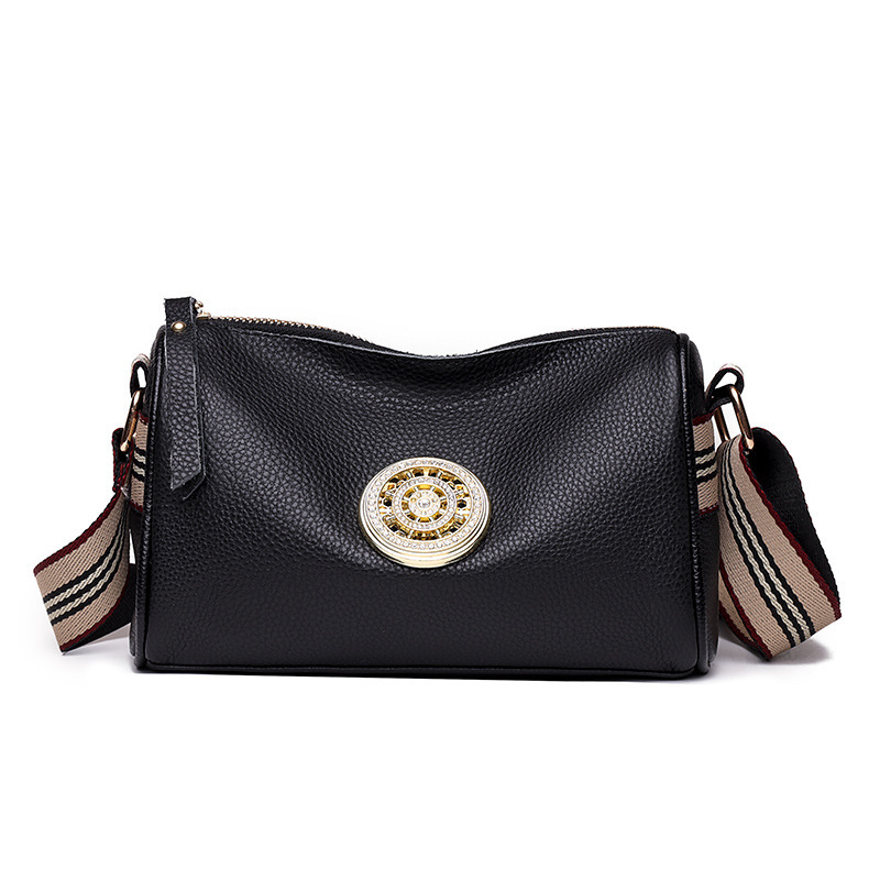 Top Quality And High-quality New Free Designer Bag 2025 New Minimalist Women's Large Capacity Sloping Shoulder Cowhide Soft Leather Small Square 