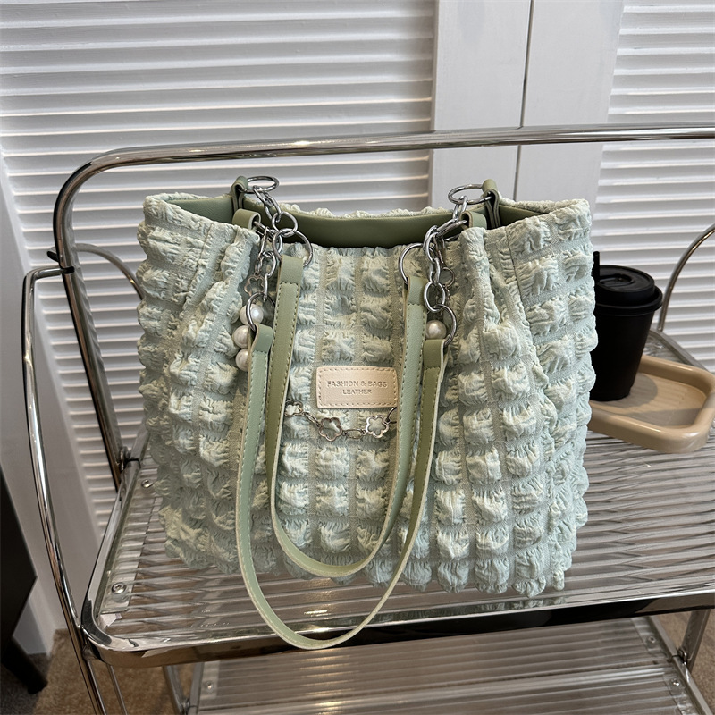 Free Delivery Designer Bag Gentle Fashionable And Simple Pleated Shoulder Women In The Summer Of 2025. Westernized Underarm For Commuting Tote Trend L