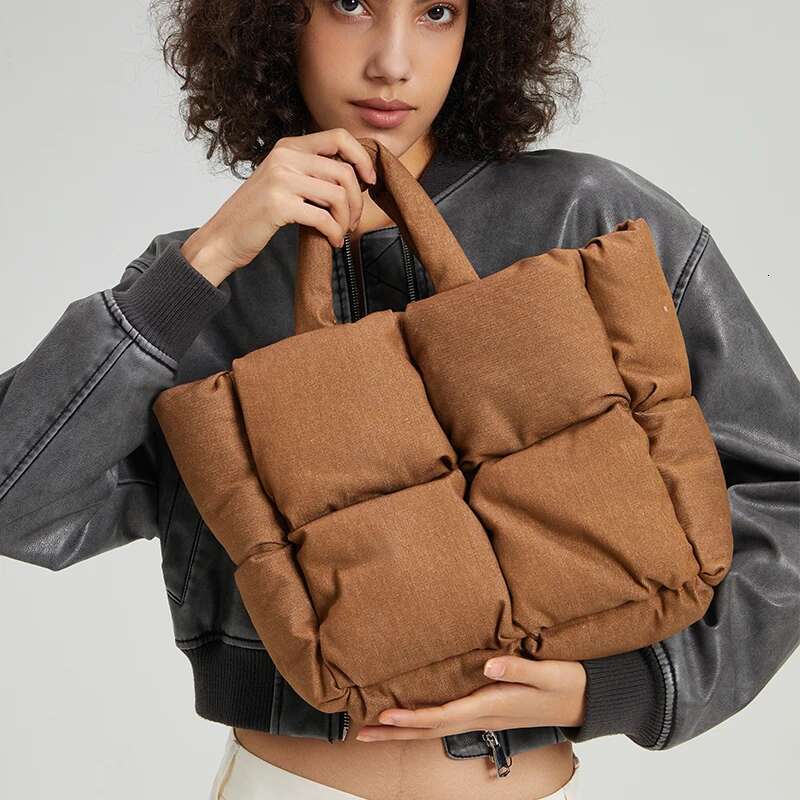Fashion Denim Soft Puffer Designer Padded Women Handbags Down Cotton Lady Shoulder Bags Warm Winter Tote Bag 2023