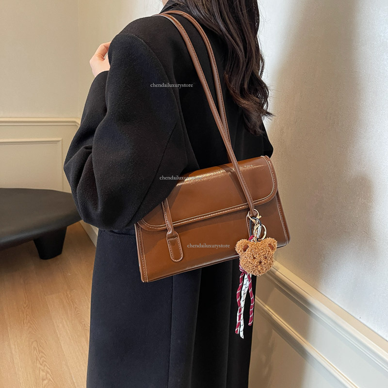 Free Shipping Designer Bag Large Capacity Women's Texture Multifunctional Commuting Briefcase New Fashionable And Simple One Shoulder Armpit Bag 