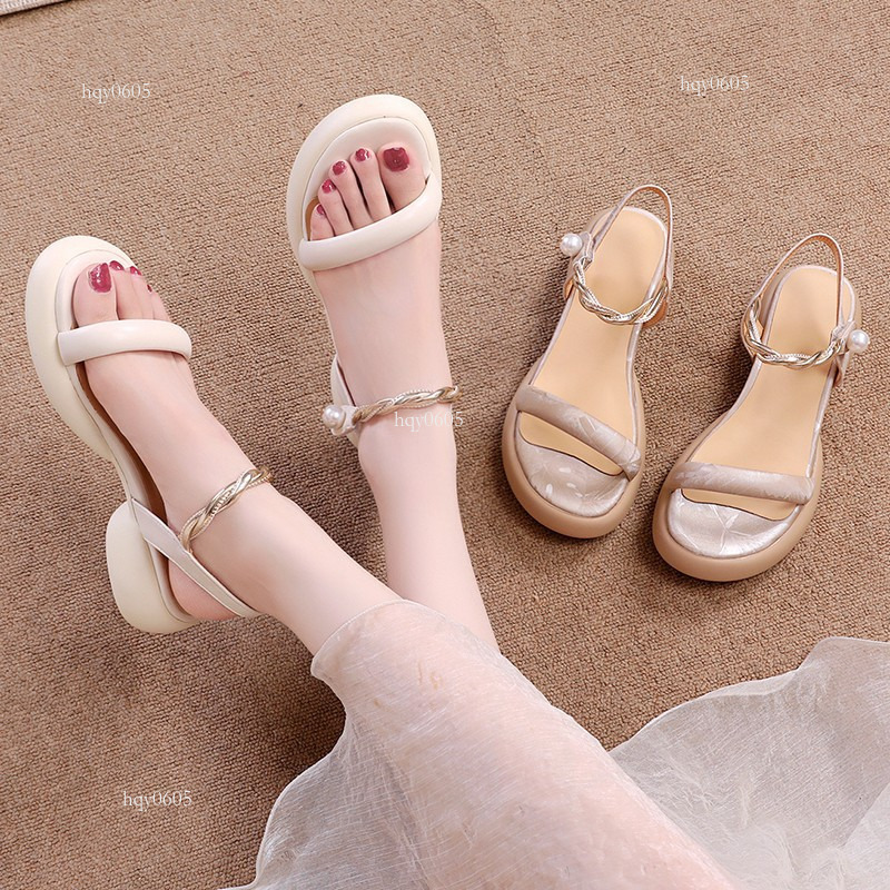 2025 Designer's New Boots Leather Lacquer Green Outdoor Formal Narrow Regular Women's Shoes Summer New Shoes