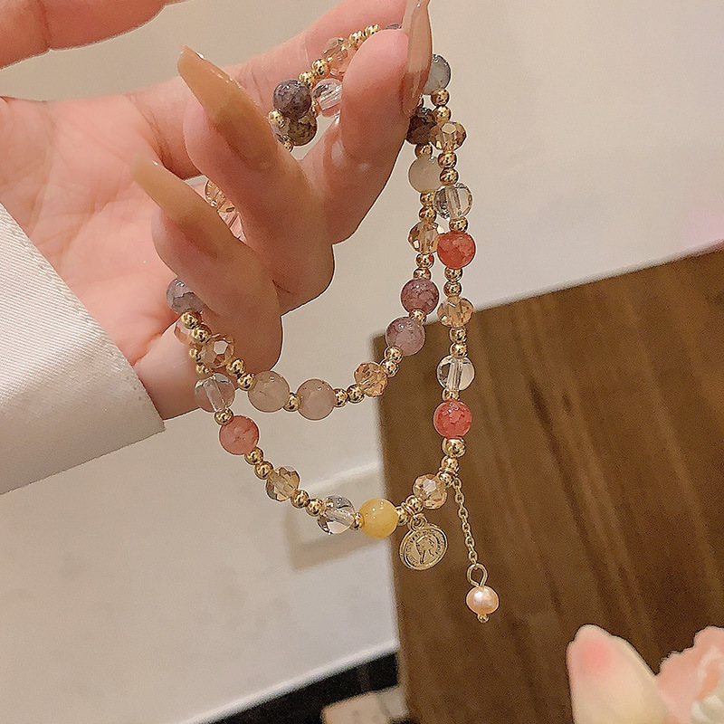 Vintage Baroque Pearl Portrait Round Pendant Double Layer Bracelet, Luxury Minimalist Fashion, Exquisite Chinese Style Jewelry