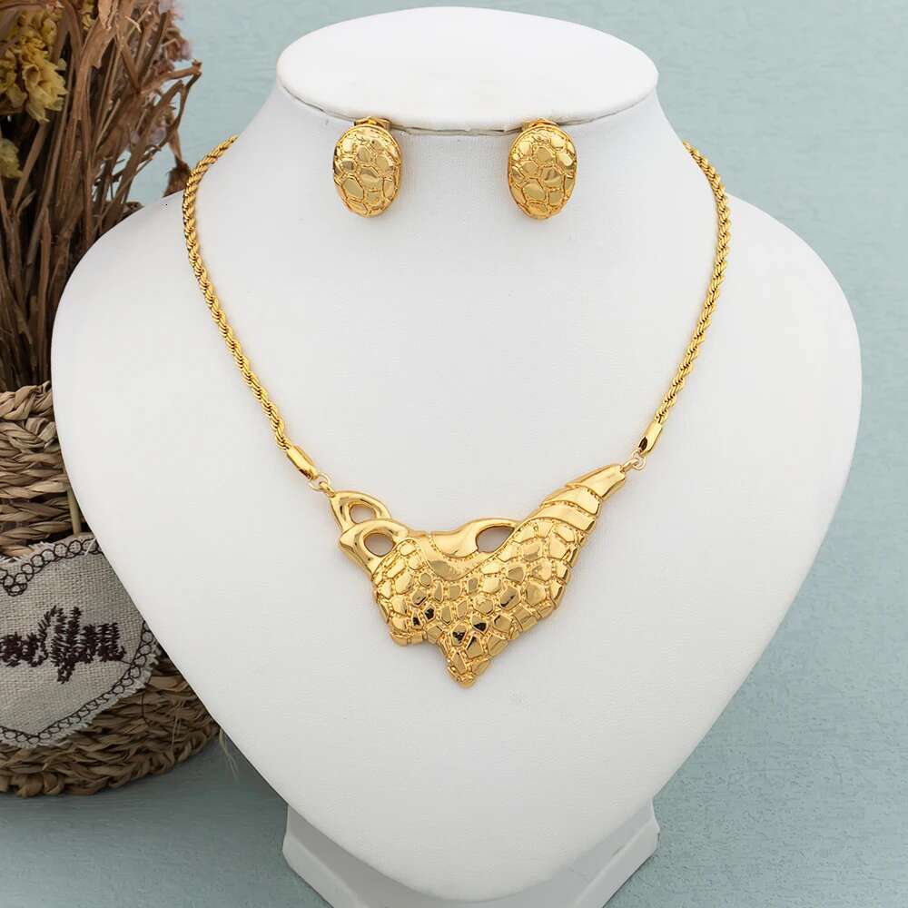 Dubai For Women Gold Color Love Ethiopian African Heart Necklace Earrings Set Arab Bridal Dowry Jewelry Gift