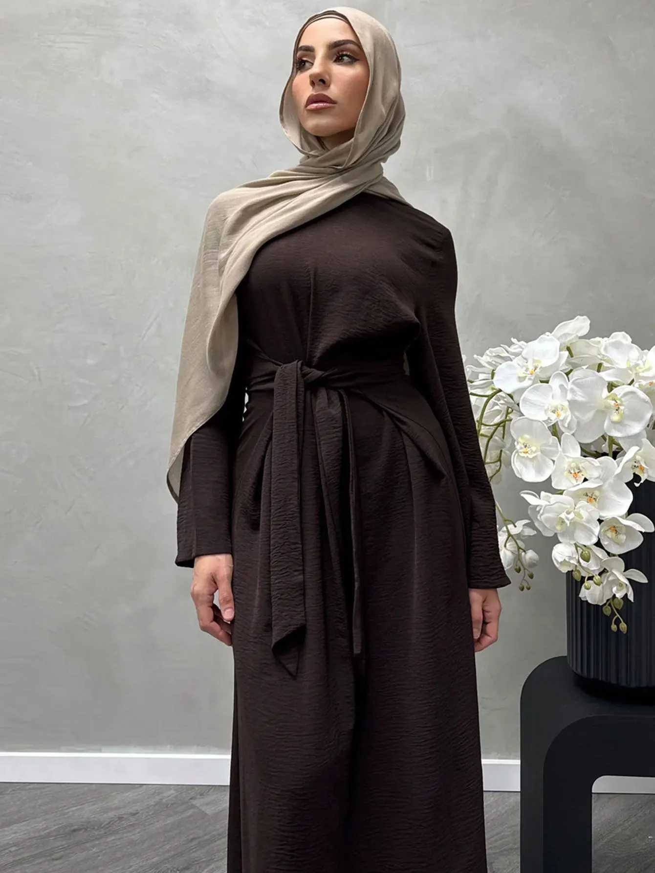 2025 Fashion Dubai Solid Belt Long Dresses For Muslim Woman Elegant Casual Marocain Islam Saudi Plain Caftan Turkish Clothing X250514